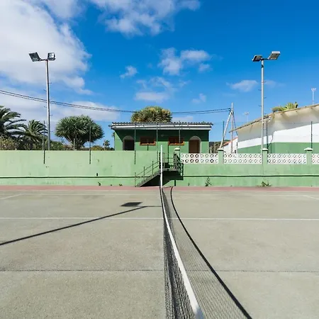 5br - Pool Parking & Tennis Court * Лас-Пальмас-де-Гран-Канария