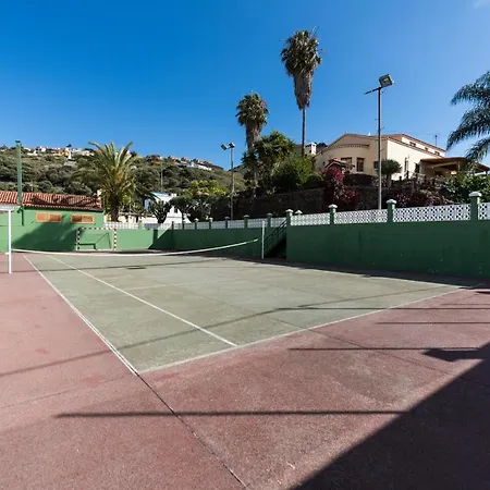 5br - Pool Parking & Tennis Court Вилла Лас-Пальмас-де-Гран-Канария